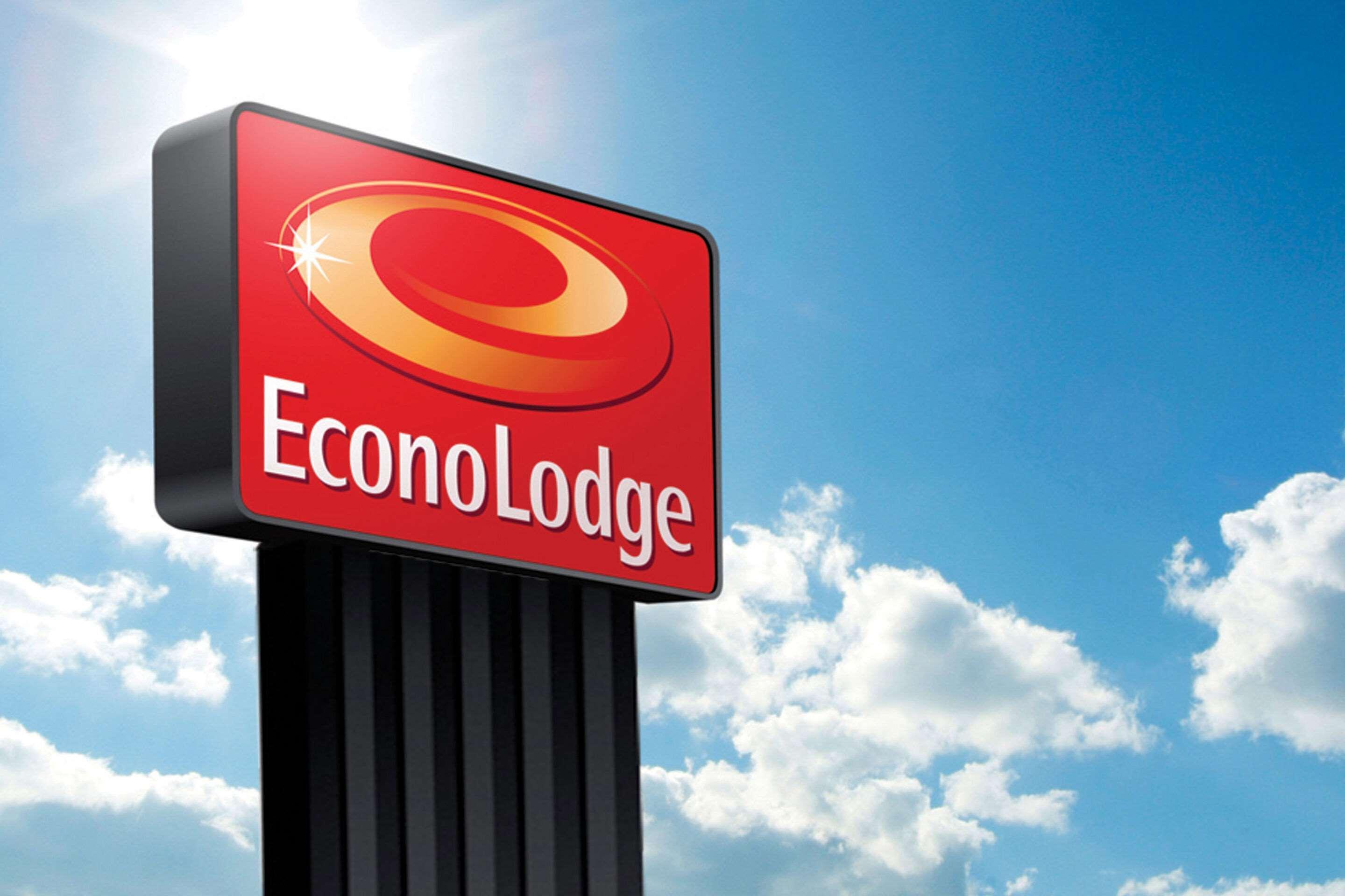 Econo Lodge Форест-Сити Экстерьер фото