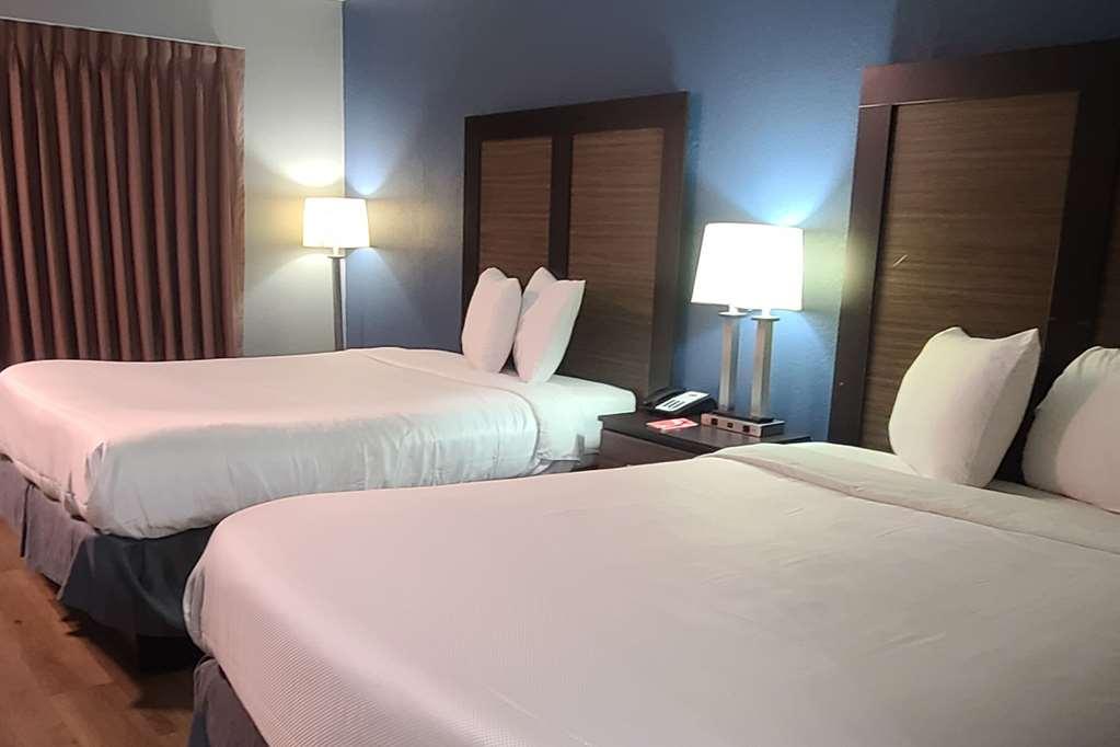 Econo Lodge Форест-Сити Номер фото